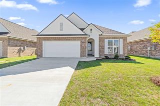 3056 Southern Trace Drive, Lake Charles, LA 70607