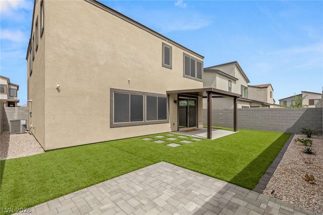 10449 Smokey Mariposa Avenue, Las Vegas, NV 89166