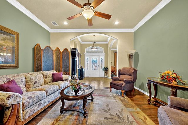 4600 Hilltop Dr, Midland, TX 79707