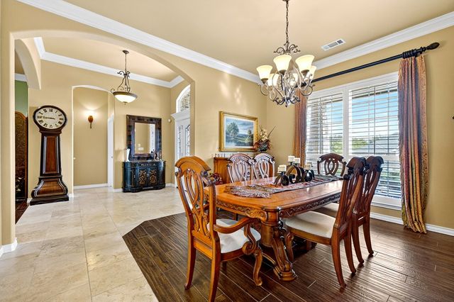 4600 Hilltop Dr, Midland, TX 79707