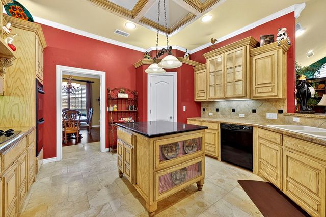 4600 Hilltop Dr, Midland, TX 79707