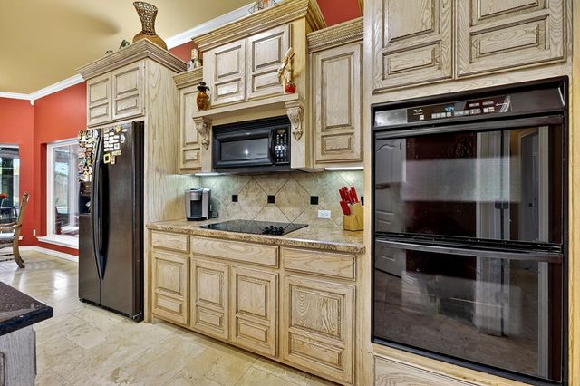 4600 Hilltop Dr, Midland, TX 79707