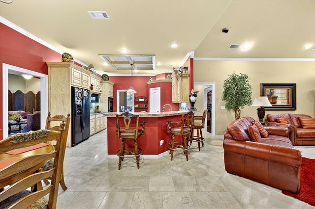 4600 Hilltop Dr, Midland, TX 79707