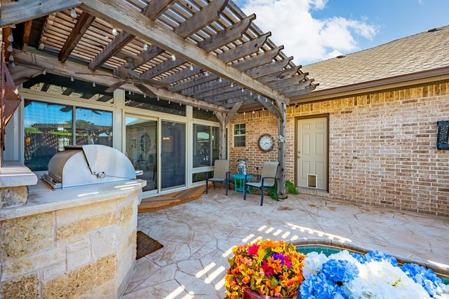 4600 Hilltop Dr, Midland, TX 79707