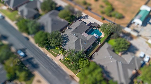 4600 Hilltop Dr, Midland, TX 79707