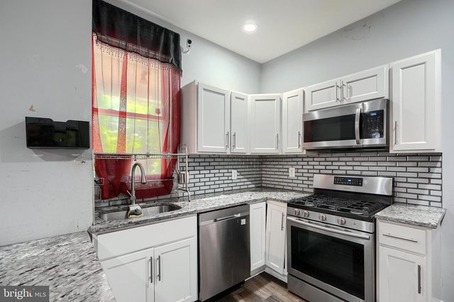 2303 ELSINORE AVE, Baltimore, MD 21216