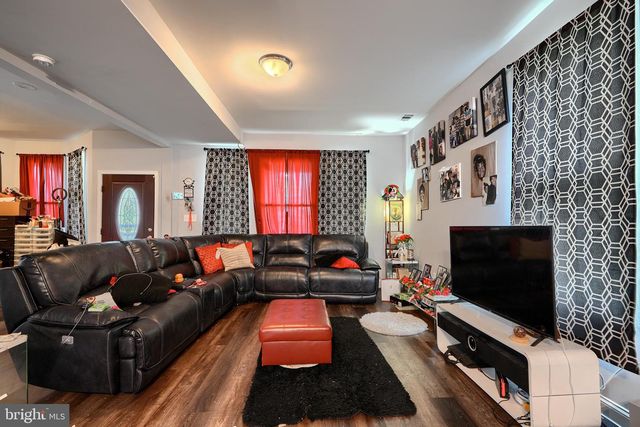 2303 ELSINORE AVE, Baltimore, MD 21216