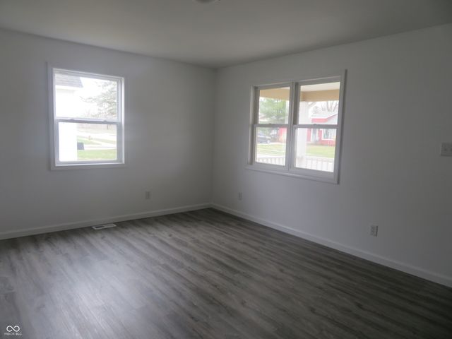 404 W Broadway Street, Alexandria, IN 46001