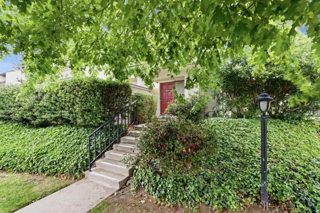 626 S Fair Oaks Avenue, Sunnyvale, CA 94086