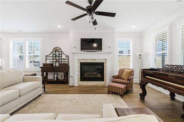 317 Mcqueen Way, Canton, GA 30115