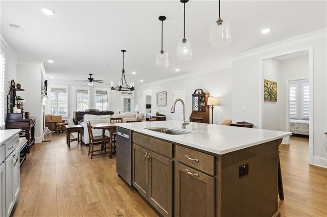 317 Mcqueen Way, Canton, GA 30115