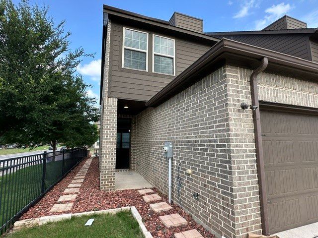 5585 Crosby Drive, North Richland Hills, TX 76180