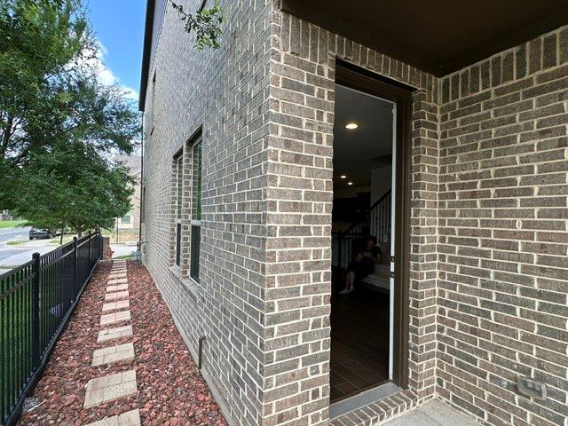 5585 Crosby Drive, North Richland Hills, TX 76180