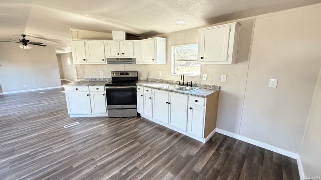 23035 Opportunity, Elmendorf, TX 78112