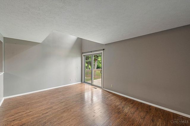 4946 Columbia Circle, West Chester, OH 45011