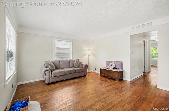 15832 Wakenden, Redford Charter Township, MI 48239