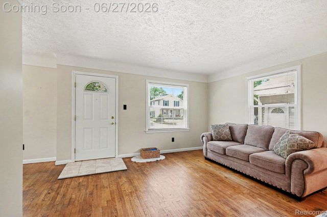 15832 Wakenden, Redford Charter Township, MI 48239