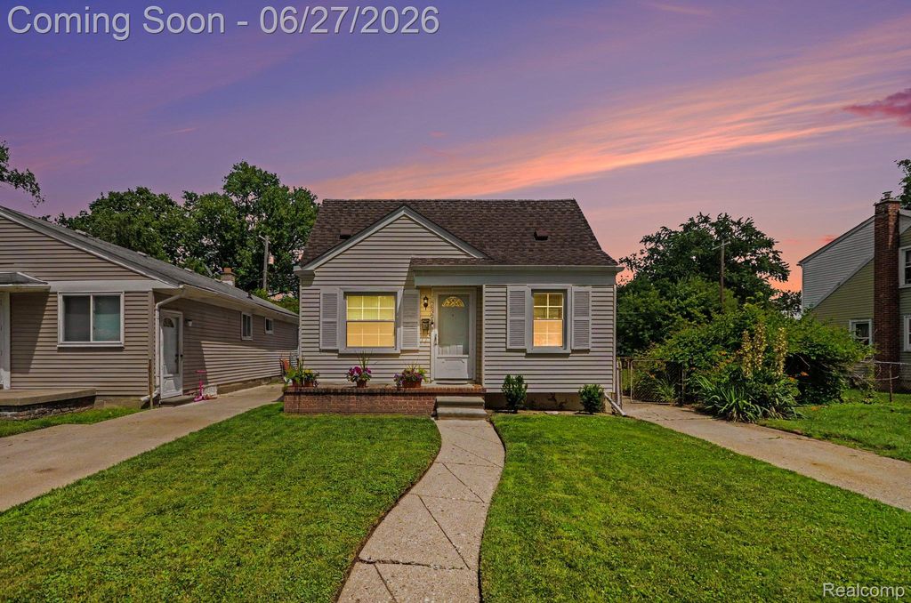 15832 Wakenden, Redford Charter Township, MI 48239