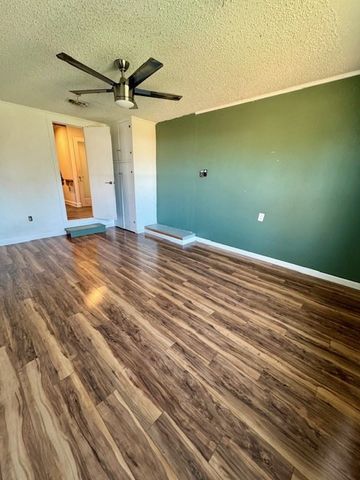 2218 W Concho Avenue, San Angelo, TX 76903