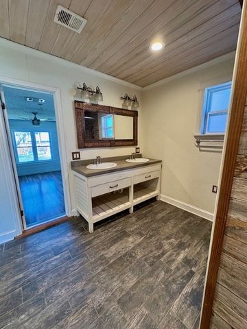 2218 W Concho Avenue, San Angelo, TX 76903