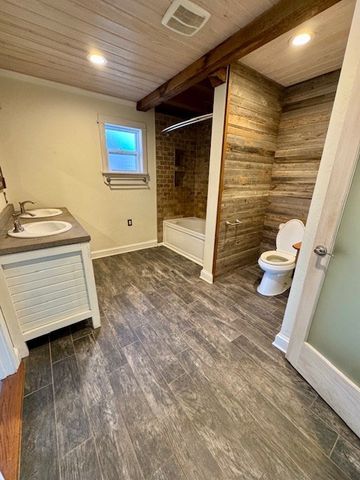 2218 W Concho Avenue, San Angelo, TX 76903