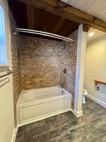 2218 W Concho Avenue, San Angelo, TX 76903