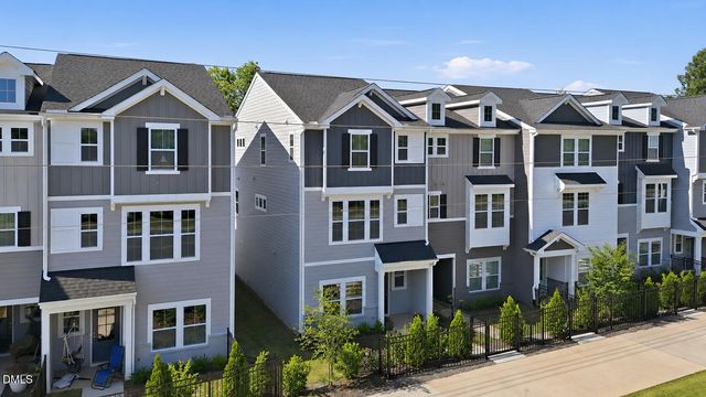 211 Pond View Court, Fuquay Varina, NC 27526