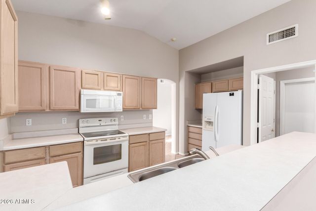 3356 E ROSEMONTE Drive, Phoenix, AZ 85050