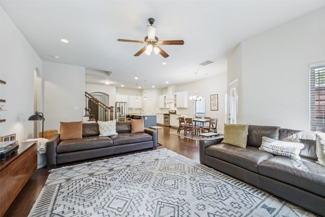 1701 Belle Place, Fort Worth, TX 76107