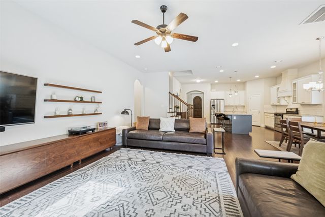 1701 Belle Place, Fort Worth, TX 76107