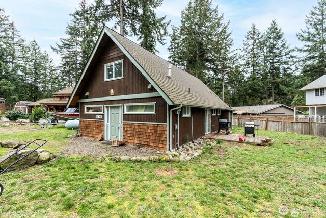 17835 Upland Drive SE, Yelm, WA 98597