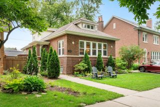 10543 S Hamilton Avenue, Chicago, IL 60643