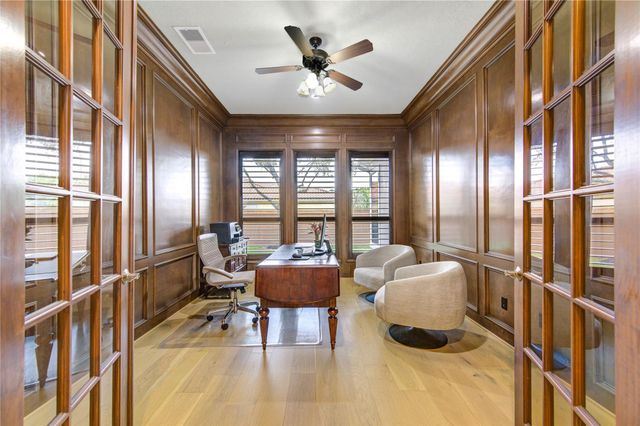 1907 Flower Garden Lane, Houston, TX 77077