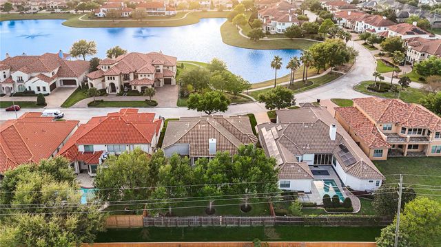 1907 Flower Garden Lane, Houston, TX 77077