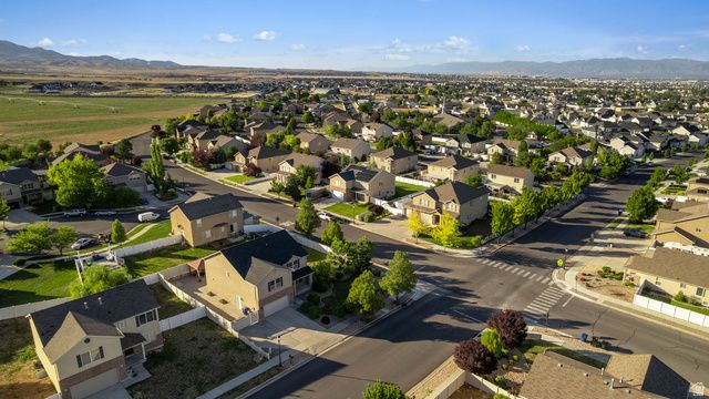 6752 W GINA RD, Herriman, UT 84096