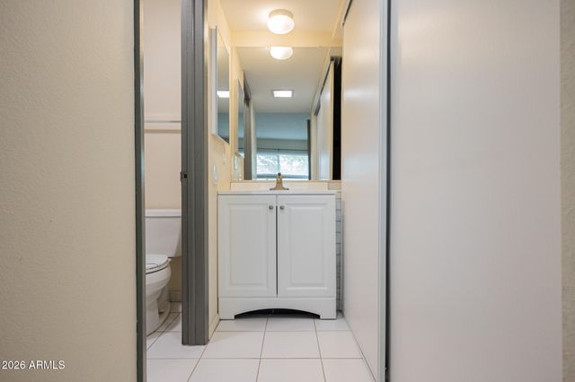4710 N 10TH Place, Phoenix, AZ 85014