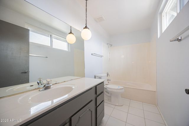 4710 N 10TH Place, Phoenix, AZ 85014