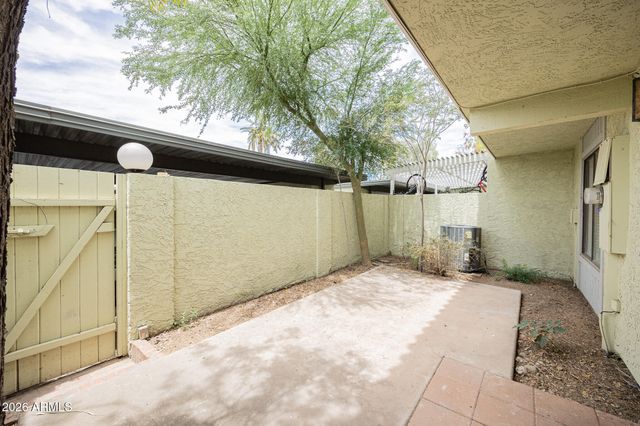 4710 N 10TH Place, Phoenix, AZ 85014