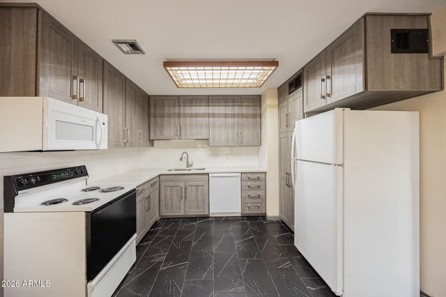 4710 N 10TH Place, Phoenix, AZ 85014