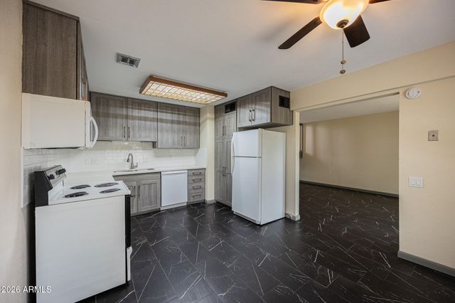 4710 N 10TH Place, Phoenix, AZ 85014