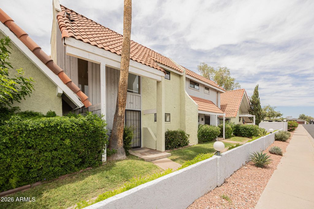 4710 N 10TH Place, Phoenix, AZ 85014
