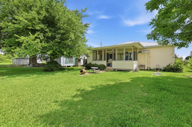 16036 West Main Street, Cut Off, LA 70345
