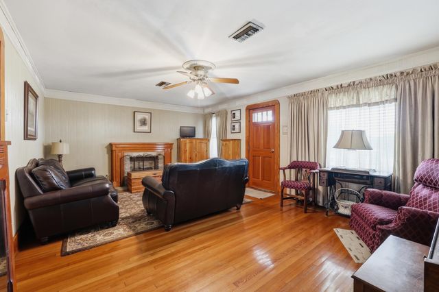 16036 West Main Street, Cut Off, LA 70345