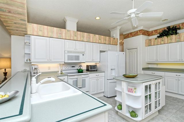 4516 LEGACY COURT, Sarasota, FL 34241