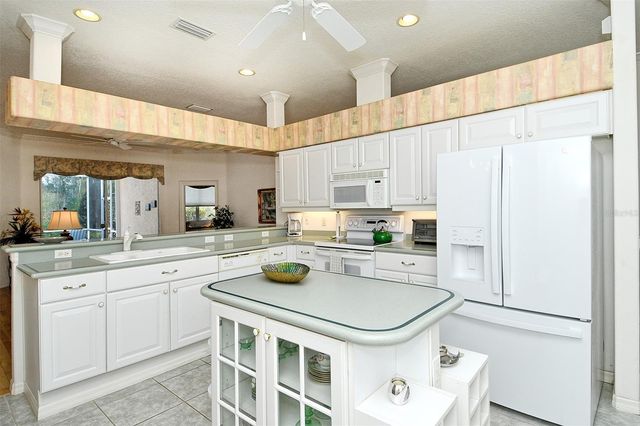 4516 LEGACY COURT, Sarasota, FL 34241