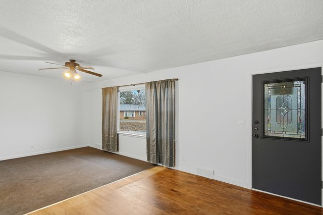 1205 Kay Avenue, Rockford, IL 61103