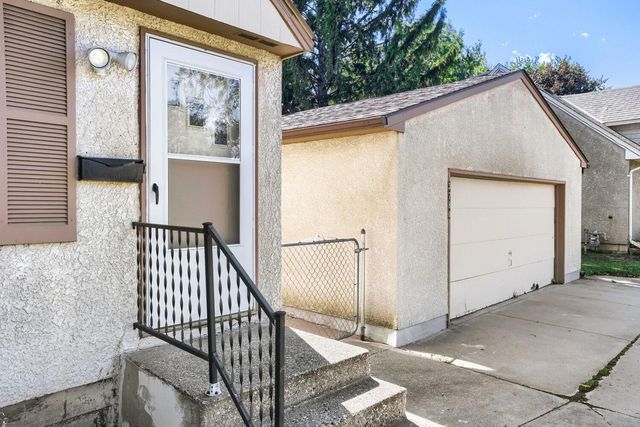 3780 71st Street E, Inver Grove Heights, MN 55076