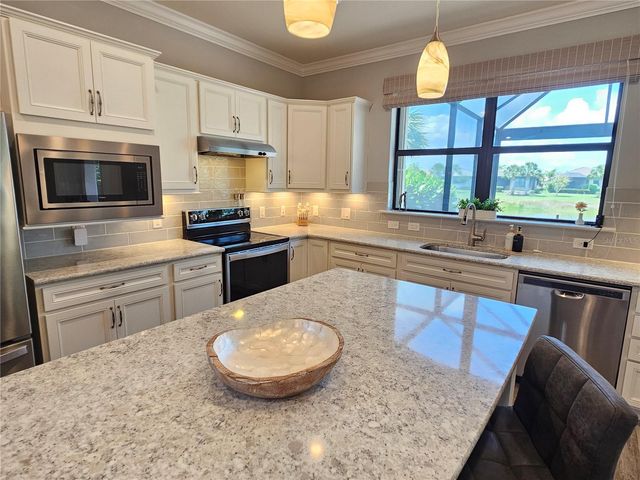 13858 CAMPOLEONE STREET, Venice, FL 34293