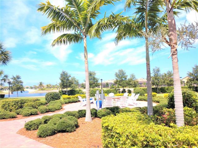 13858 CAMPOLEONE STREET, Venice, FL 34293