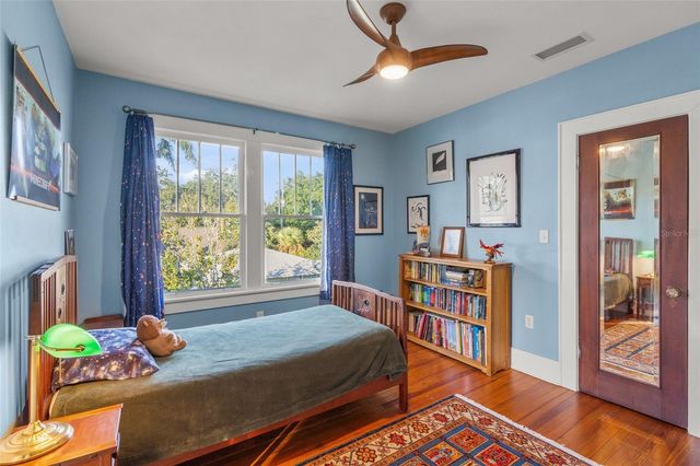 2445 ALAMEDA AVENUE, Sarasota, FL 34234